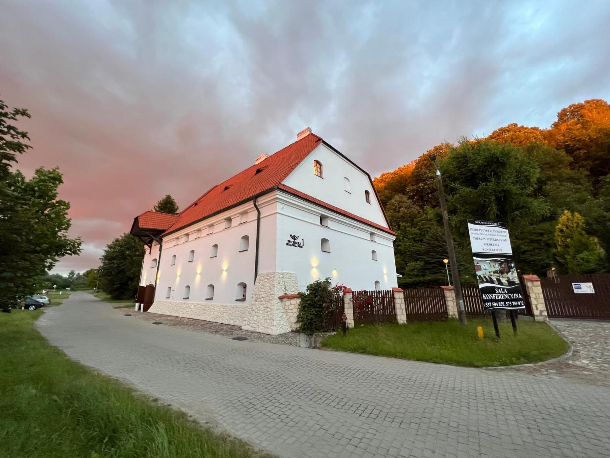 Hotel Spichlerz Pierwszy Spa & Wellness Kazimierz Dolny Exterior photo